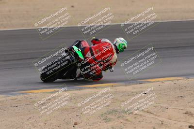 media/Dec-17-2022-SoCal Trackdays (Sat) [[224abd9271]]/Turn 10 Backside (120pm)/